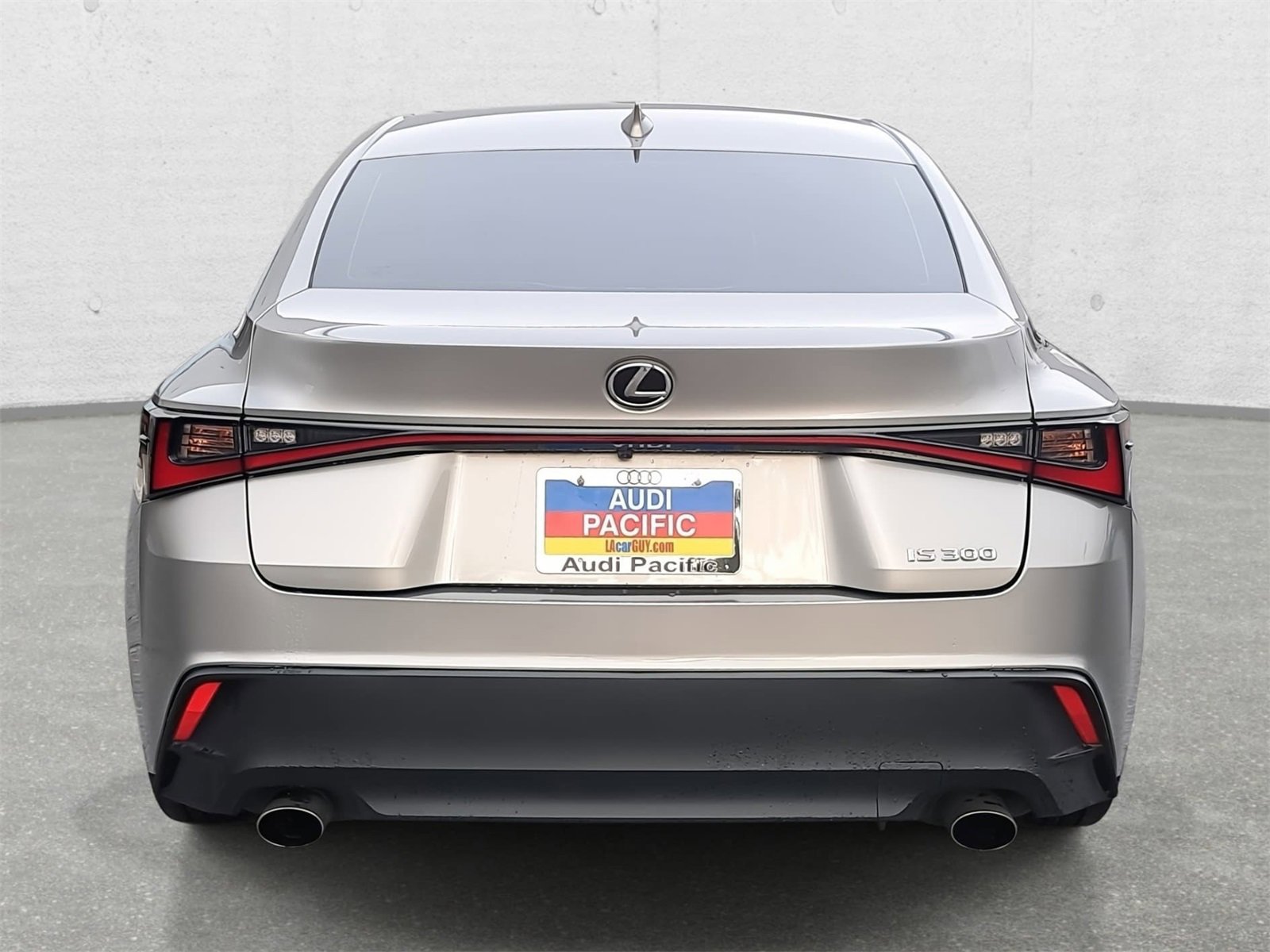 Used 2021 Lexus IS 300 300 image 6