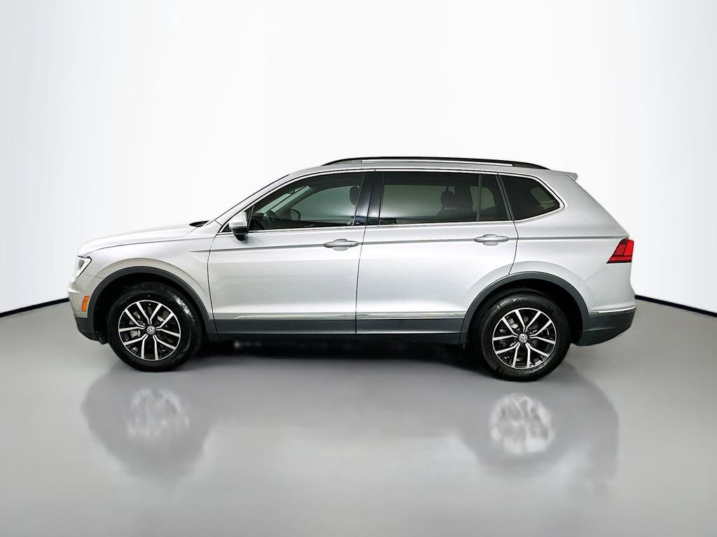 Used 2021 Volkswagen Tiguan SE FWD image 8
