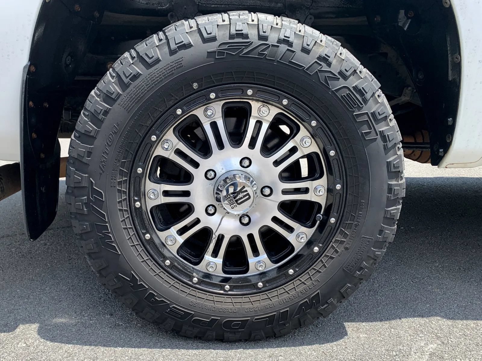 Used 2013 Toyota Tundra 2WD CrewMax w/ Tow Pkg image 9