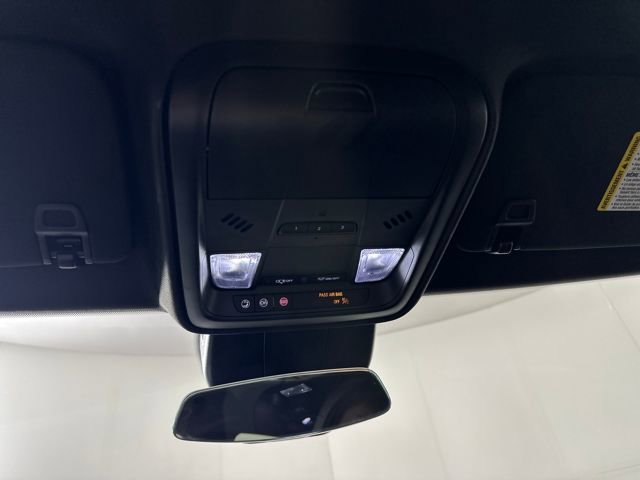 Used 2024 Cadillac XT4 Luxury image 24