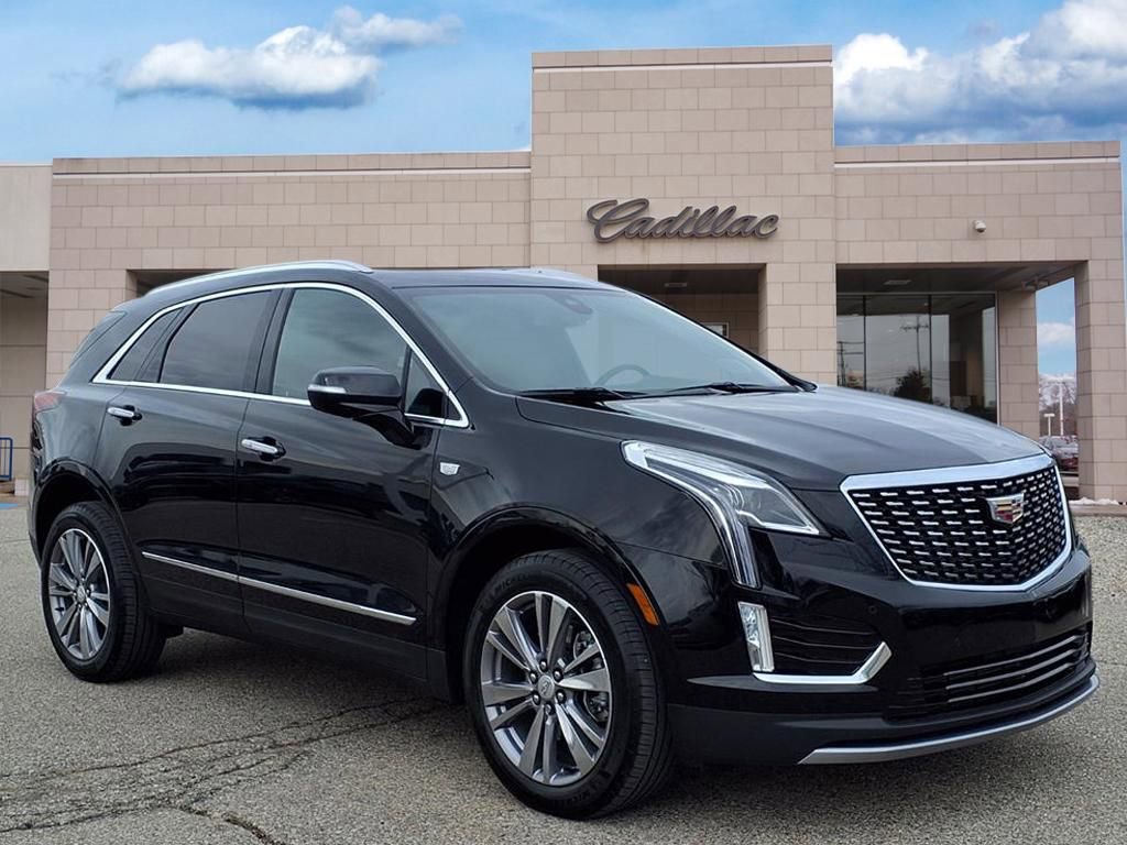 Used 2024 Cadillac XT5 Premium Luxury w/ LPO, Floor Liner Package image 3