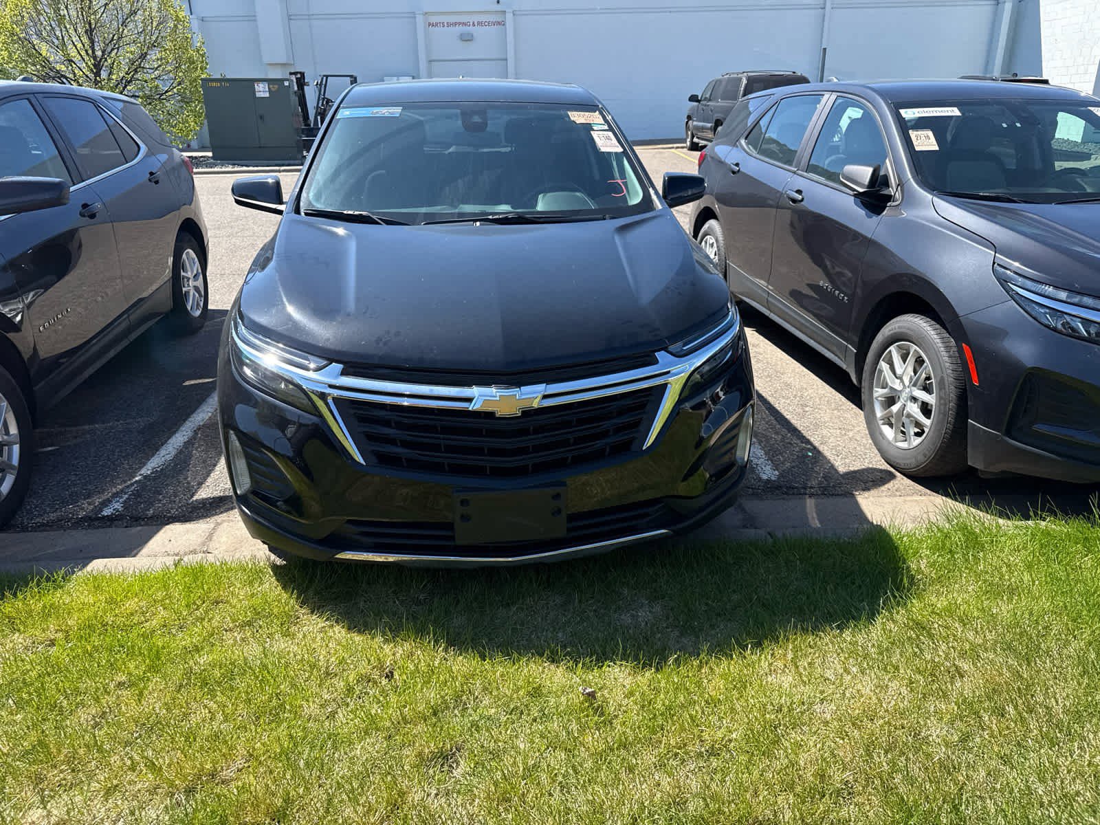 Used 2022 Chevrolet Equinox LT AWD/4WD image 2