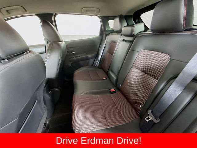 Used 2025 Nissan Kicks SR AWD/4WD image 8