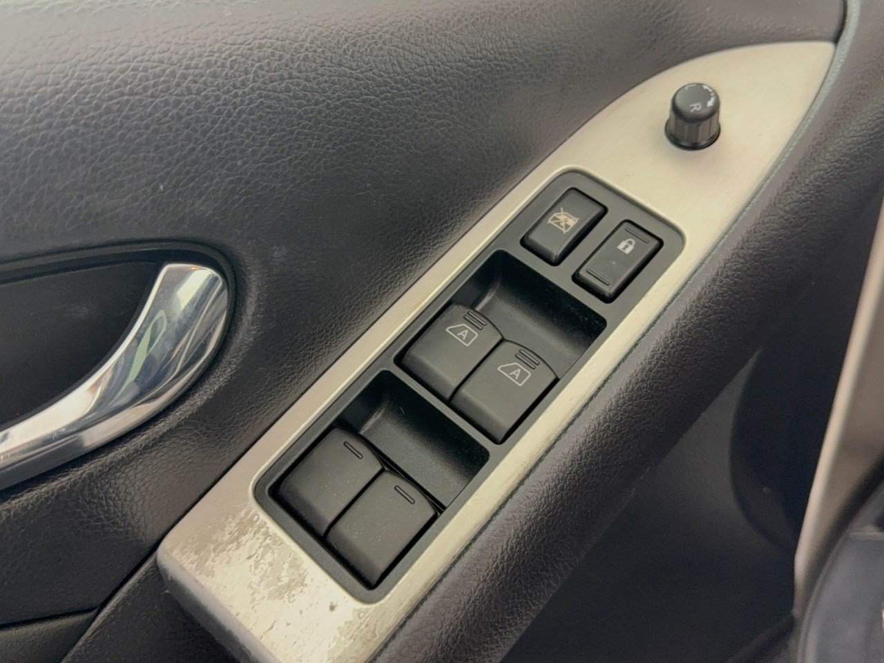 Used 2009 Nissan Murano SL w/ Technology Pkg FWD image 15
