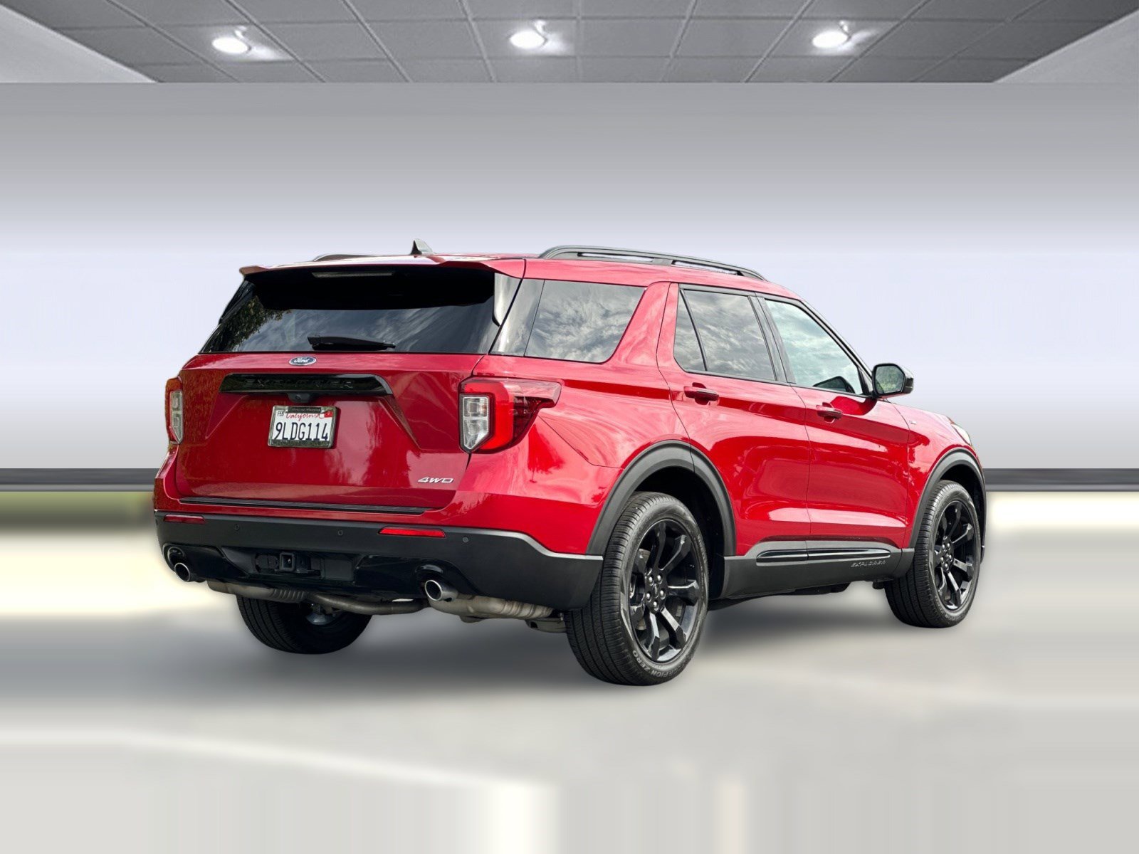 Used 2023 Ford Explorer ST-Line w/ Class IV Trailer Tow Package image 8