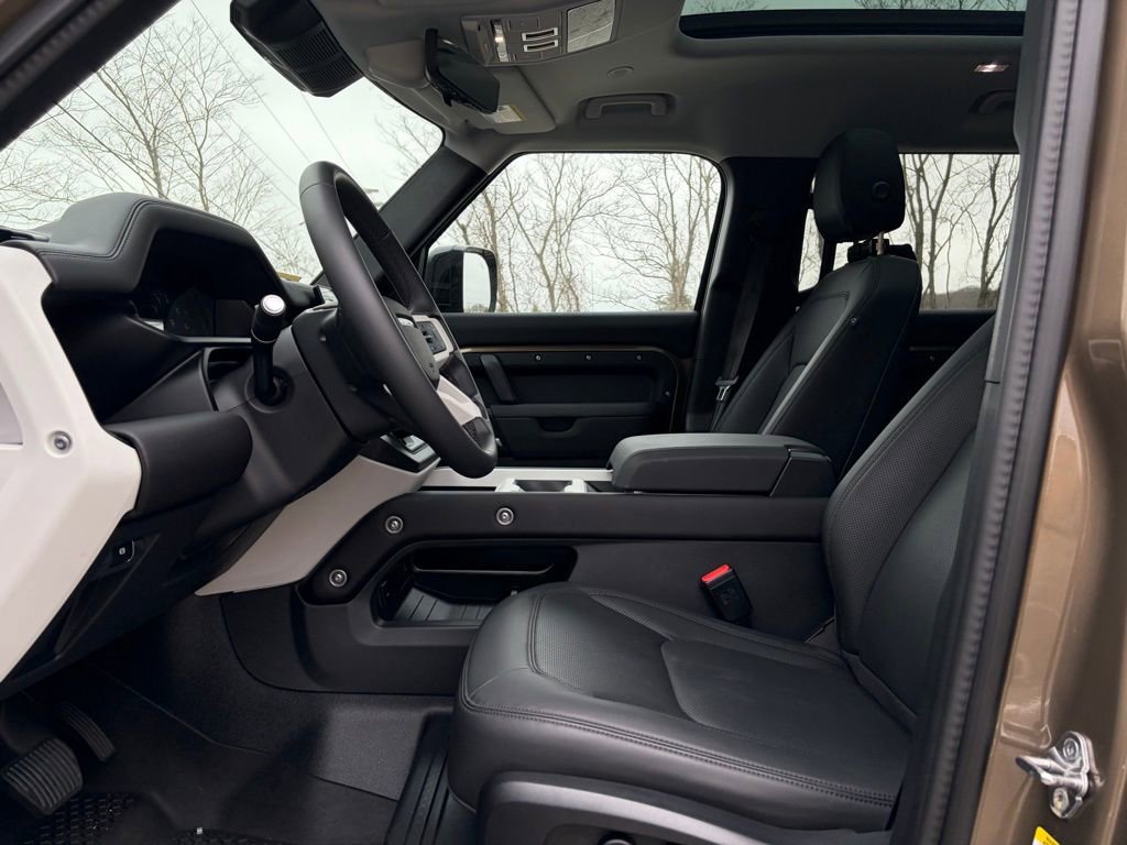 Certified 2025 Land Rover Defender 110 S image 11