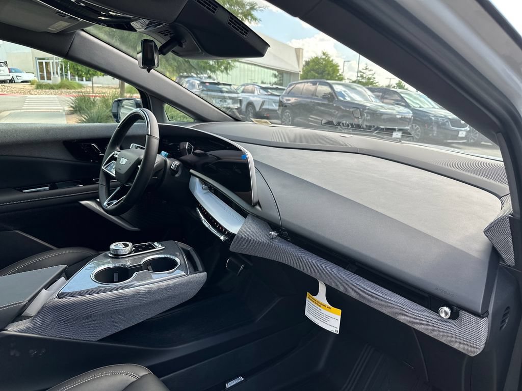 New 2027 Cadillac Optiq Luxury RWD image 43