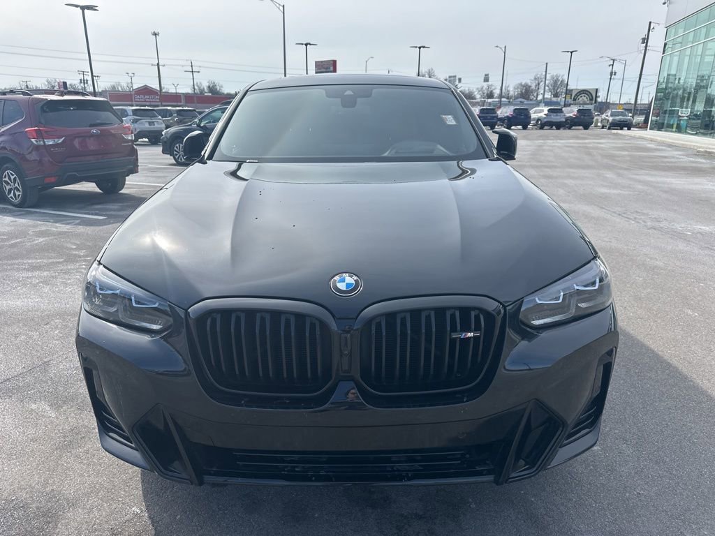 Used 2024 BMW X4 M40i w/ Premium Package image 2