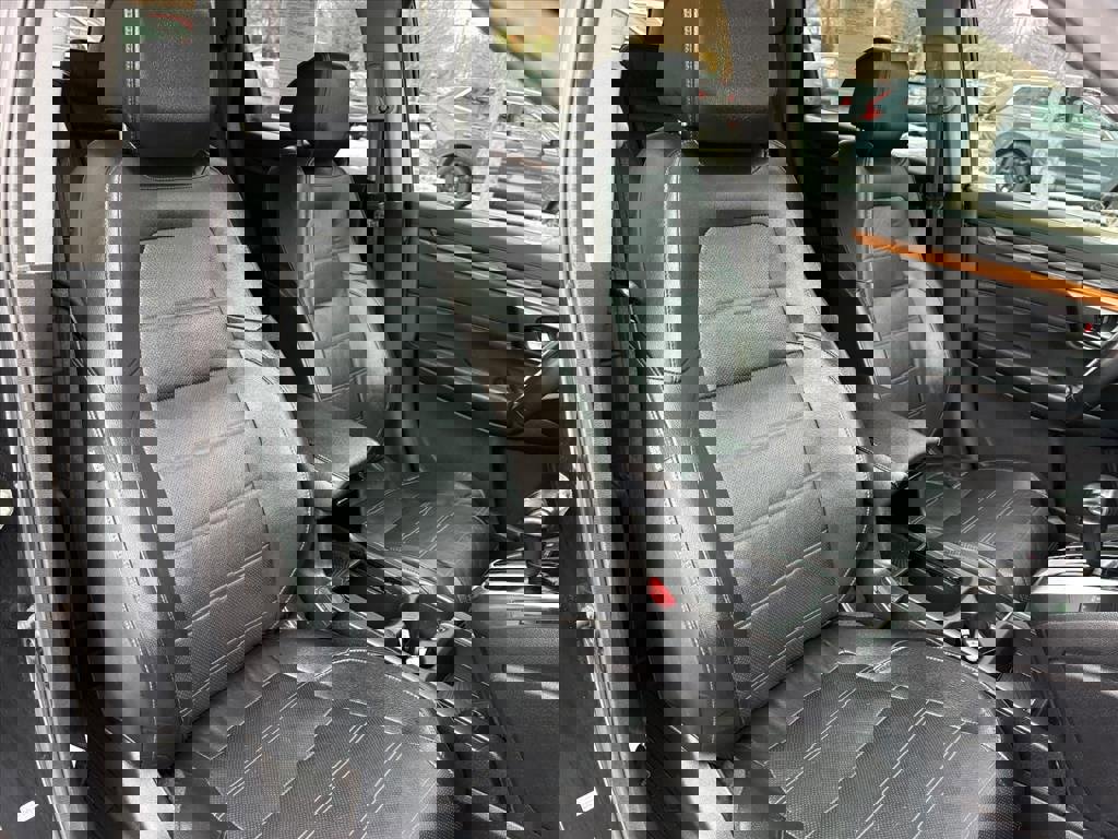 Used 2019 Honda CR-V EX-L image 16