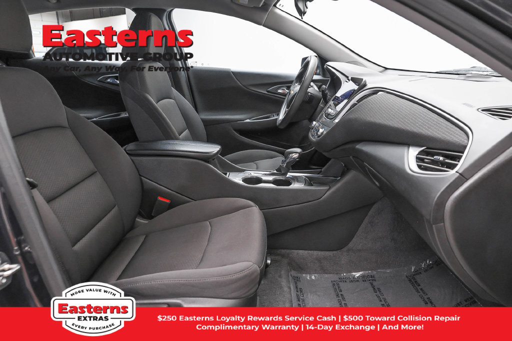 Used 2023 Chevrolet Malibu LT FWD image 25