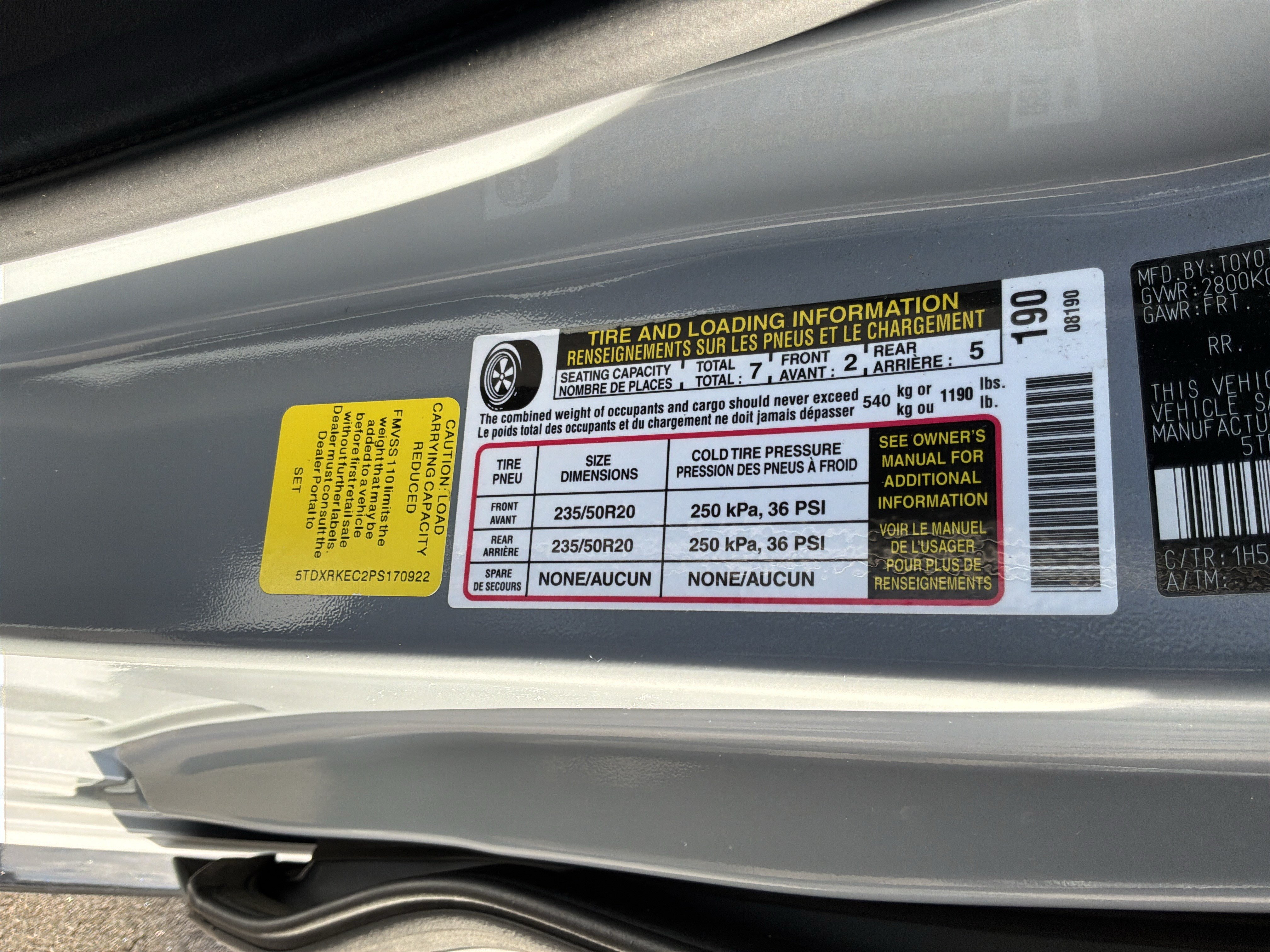 Used 2023 Toyota Sienna XSE FWD image 36