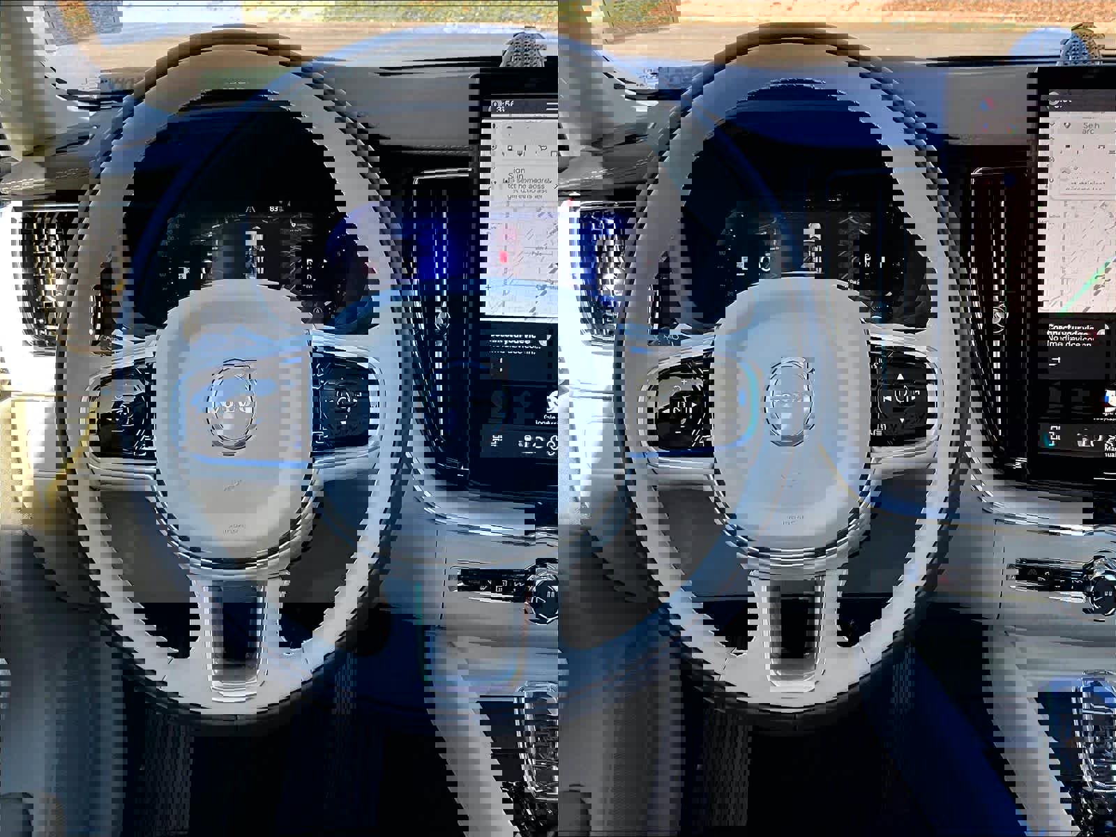 Used 2026 Volvo XC60 B5 Ultra w/ Climate Package image 8