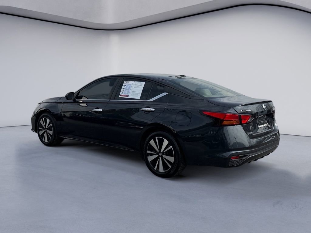 Used 2022 Nissan Altima 2.5 SV image 3