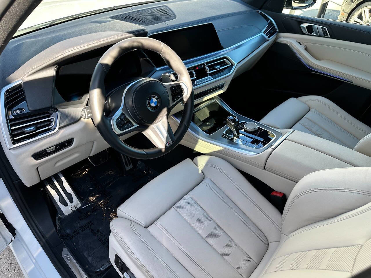 Used 2022 BMW X5 sDrive40i w/ M Sport Package image 22