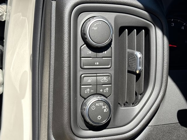 New 2026 Chevrolet Silverado 2500 Custom w/ Custom Value Package AWD/4WD image 25