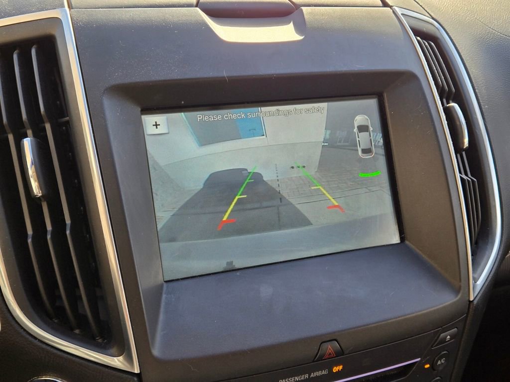 Used 2016 Ford Edge Titanium w/ Technology Package image 11