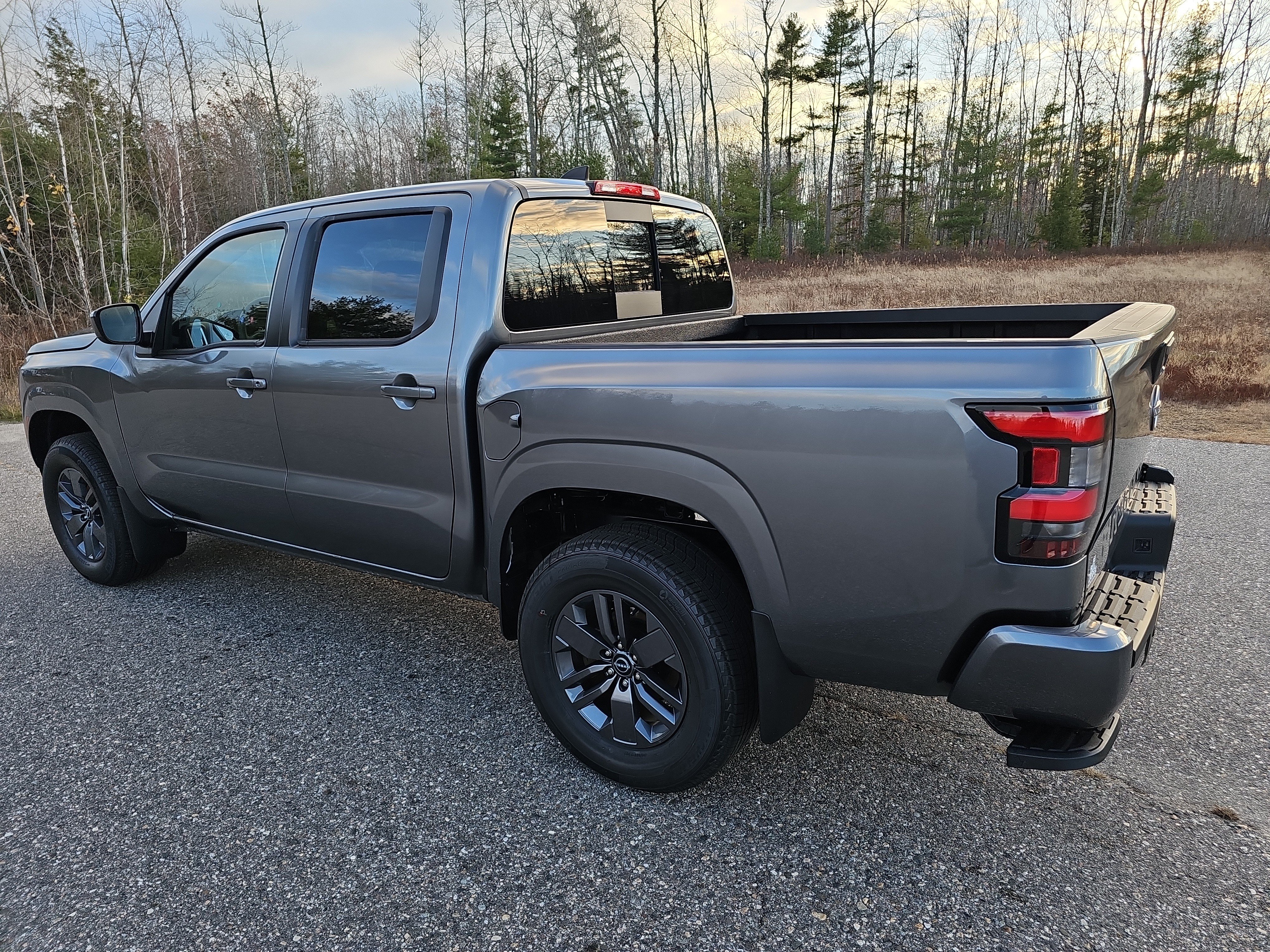 Used 2026 Nissan Frontier SV w/ All-Weather Content Package AWD/4WD image 7