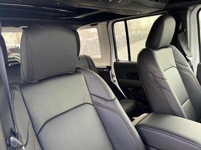 New 2026 Jeep Wrangler Sahara image 33