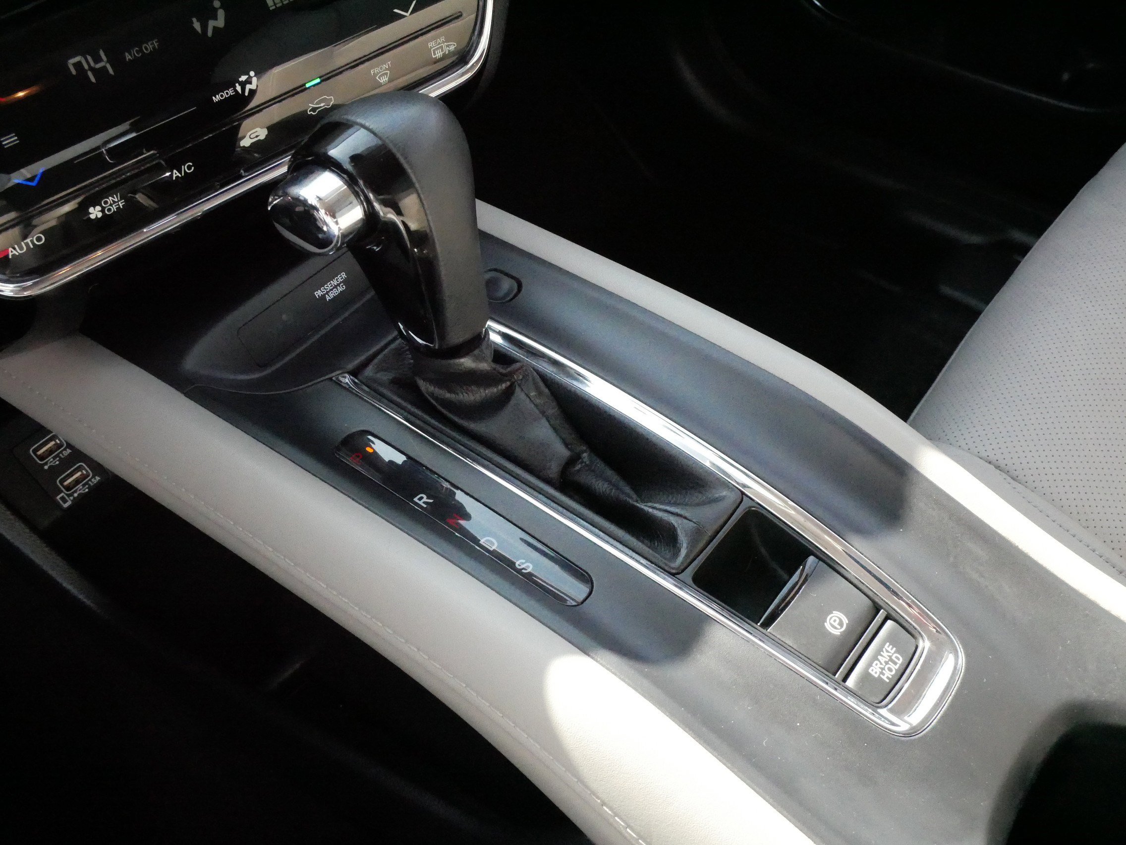 Used 2022 Honda HR-V EX-L image 25