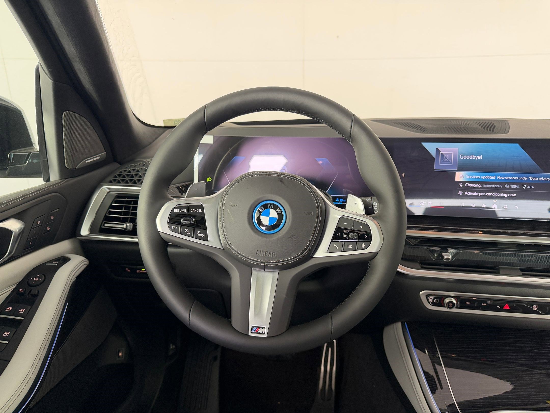 New 2026 BMW X5 xDrive50e w/ Executive Package image 16