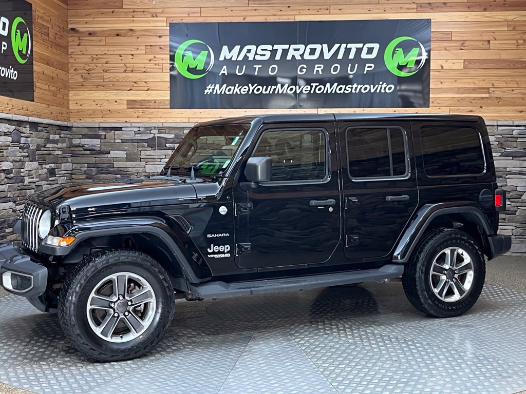 Used 2018 Jeep Wrangler Unlimited Sahara w/ Cold Weather Group AWD/4WD image 9