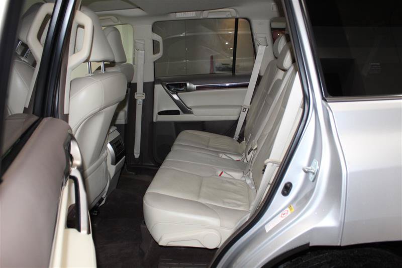 Used 2015 Lexus GX 460 w/ Premium Package AWD/4WD image 29