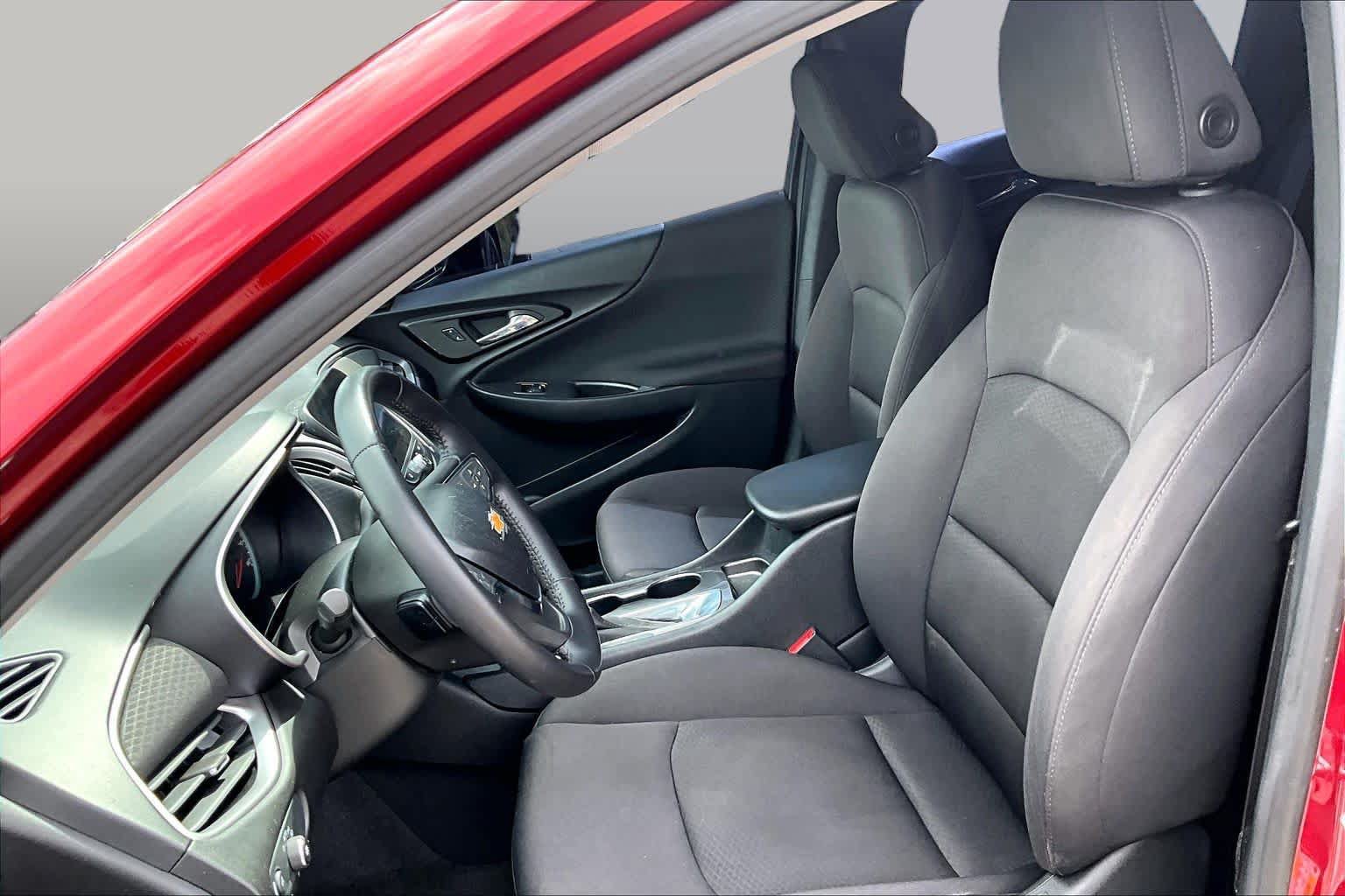 Used 2020 Chevrolet Malibu RS FWD image 8