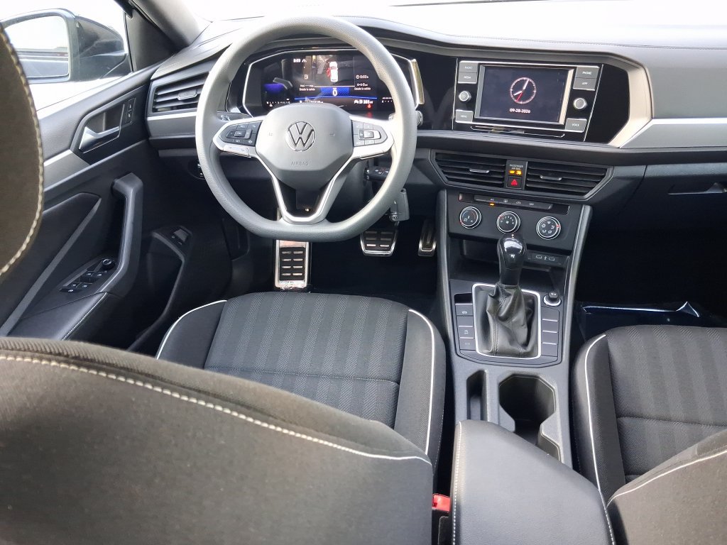 Certified 2023 Volkswagen Jetta Sport FWD image 16
