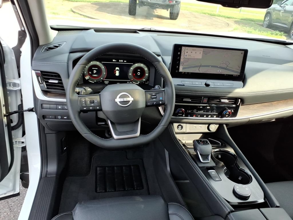 Certified 2026 Nissan Rogue Platinum w/ Platinum Premium Package AWD/4WD image 7