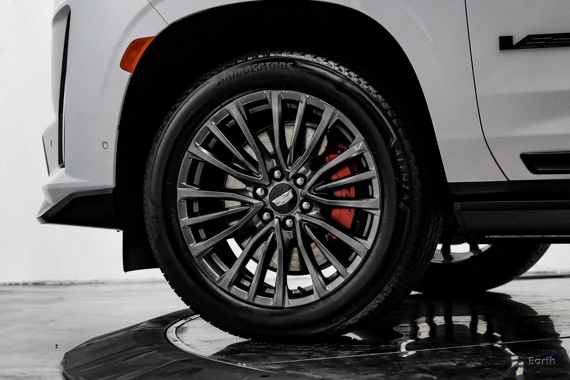 Used 2023 Cadillac Escalade V image 95