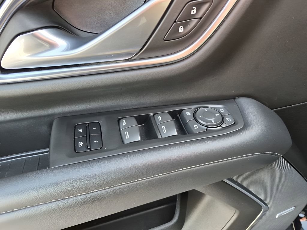 Used 2022 Chevrolet Tahoe Z71 w/ Off-Road Capability Package image 28