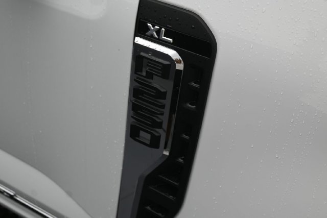 Used 2026 Ford F250 XL w/ XL Chrome Package RWD image 29
