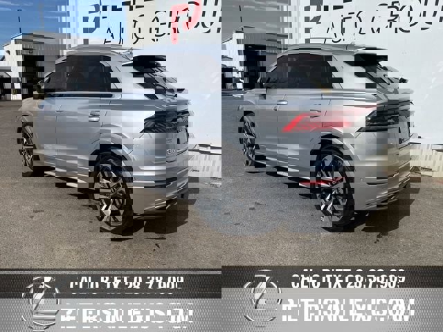 Used 2021 Audi Q8 Prestige w/ Prestige Package image 6