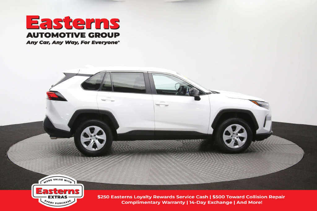 Used 2025 Toyota RAV4 LE FWD image 43