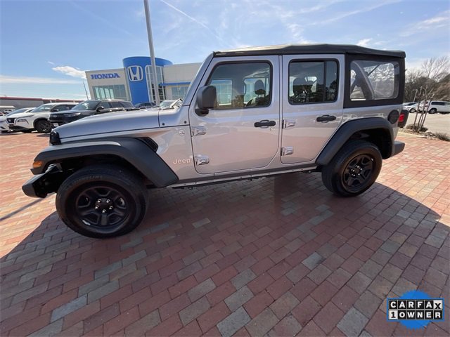 Used 2021 Jeep Wrangler Unlimited Sport image 33