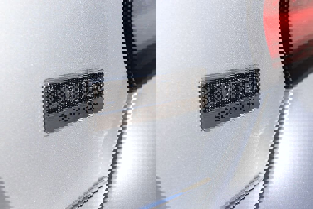 Used 2024 Mitsubishi Mirage LE image 32