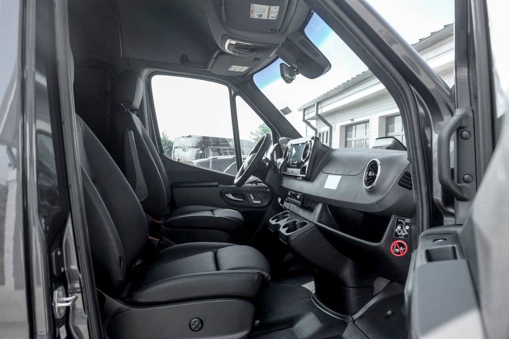 New 2026 Mercedes-Benz Sprinter 2500 image 21