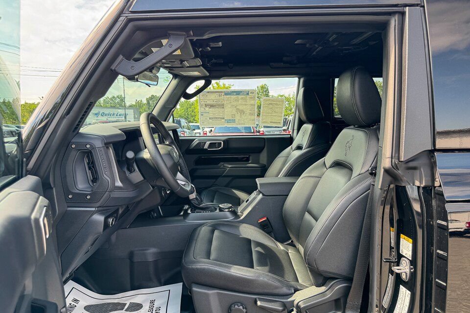 New 2026 Ford Bronco Badlands AWD/4WD image 23