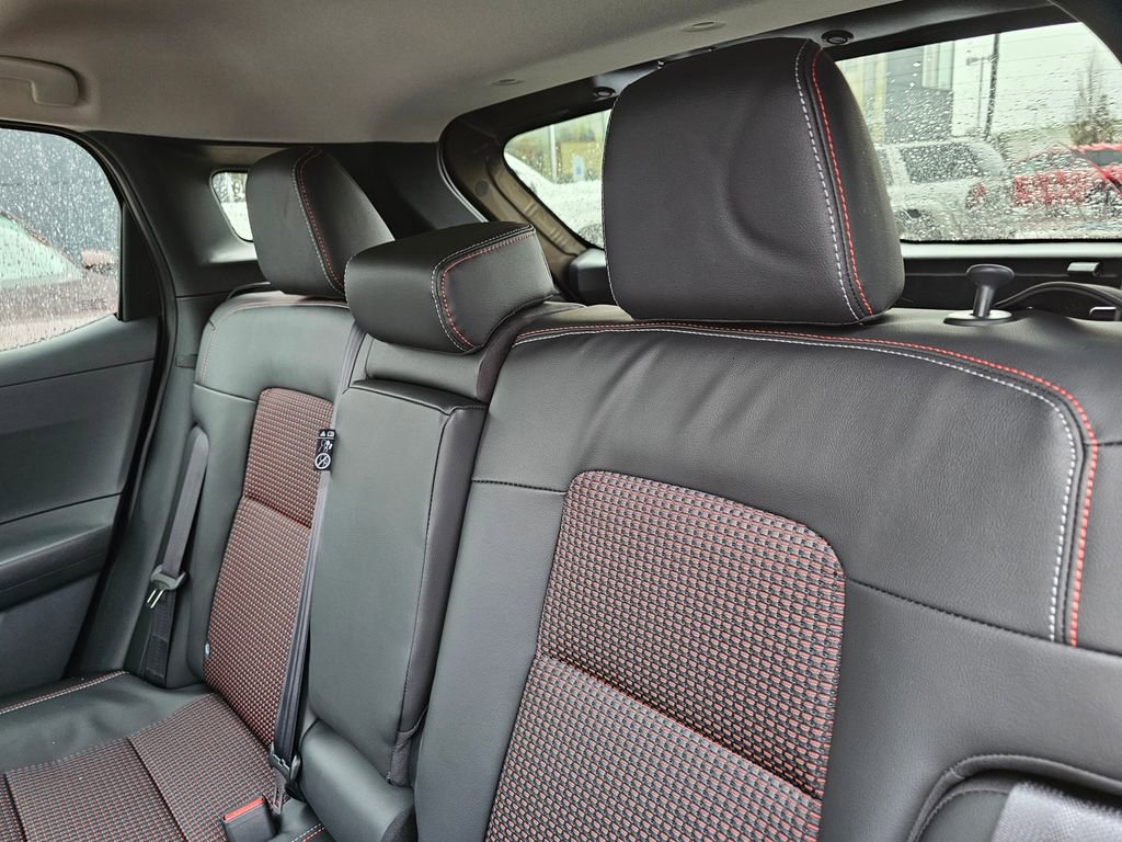 New 2026 Nissan Kicks SR w/ SR Premium Package image 7