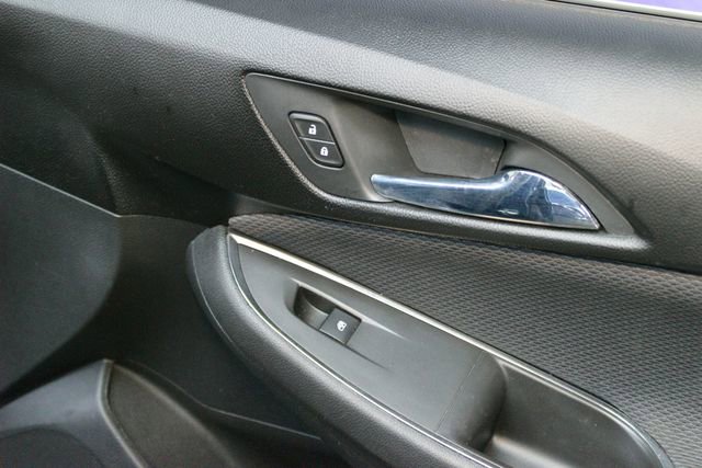 Used 2019 Chevrolet Cruze LT w/ LT True North Edition FWD image 9