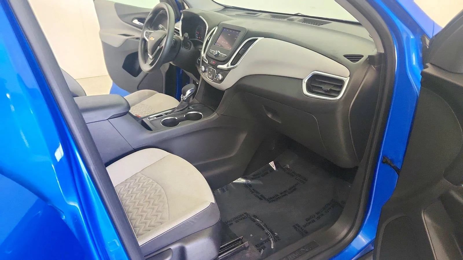 Used 2024 Chevrolet Equinox LS w/ LPO, Floor Liner Package FWD image 27