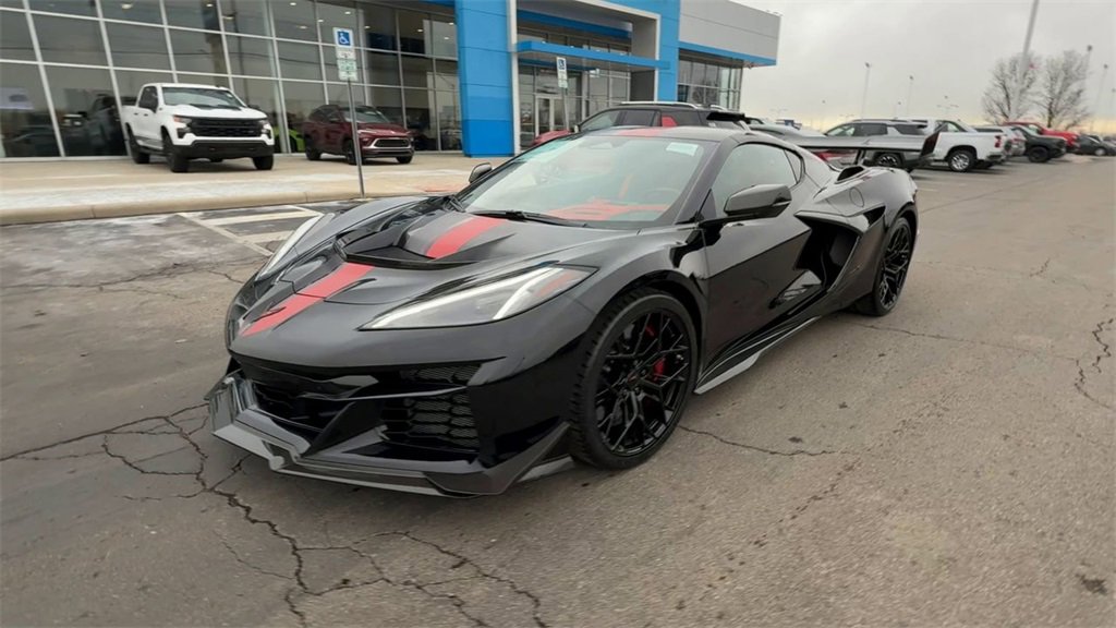 New 2026 Chevrolet Corvette ZR1 w/ ZR1 Carbon Fiber Aero Package image 4