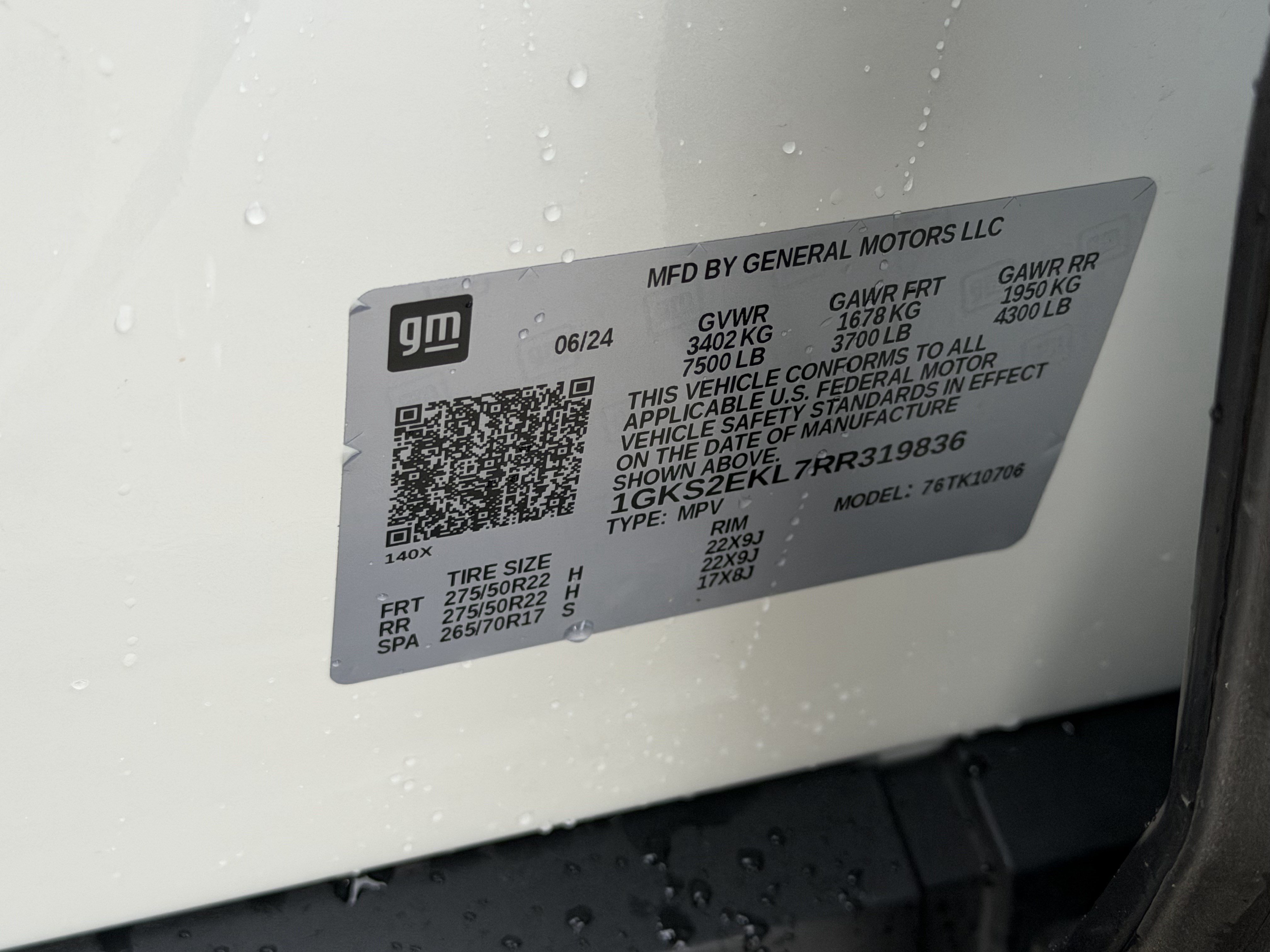 Used 2024 GMC Yukon Denali Ultimate AWD/4WD image 31