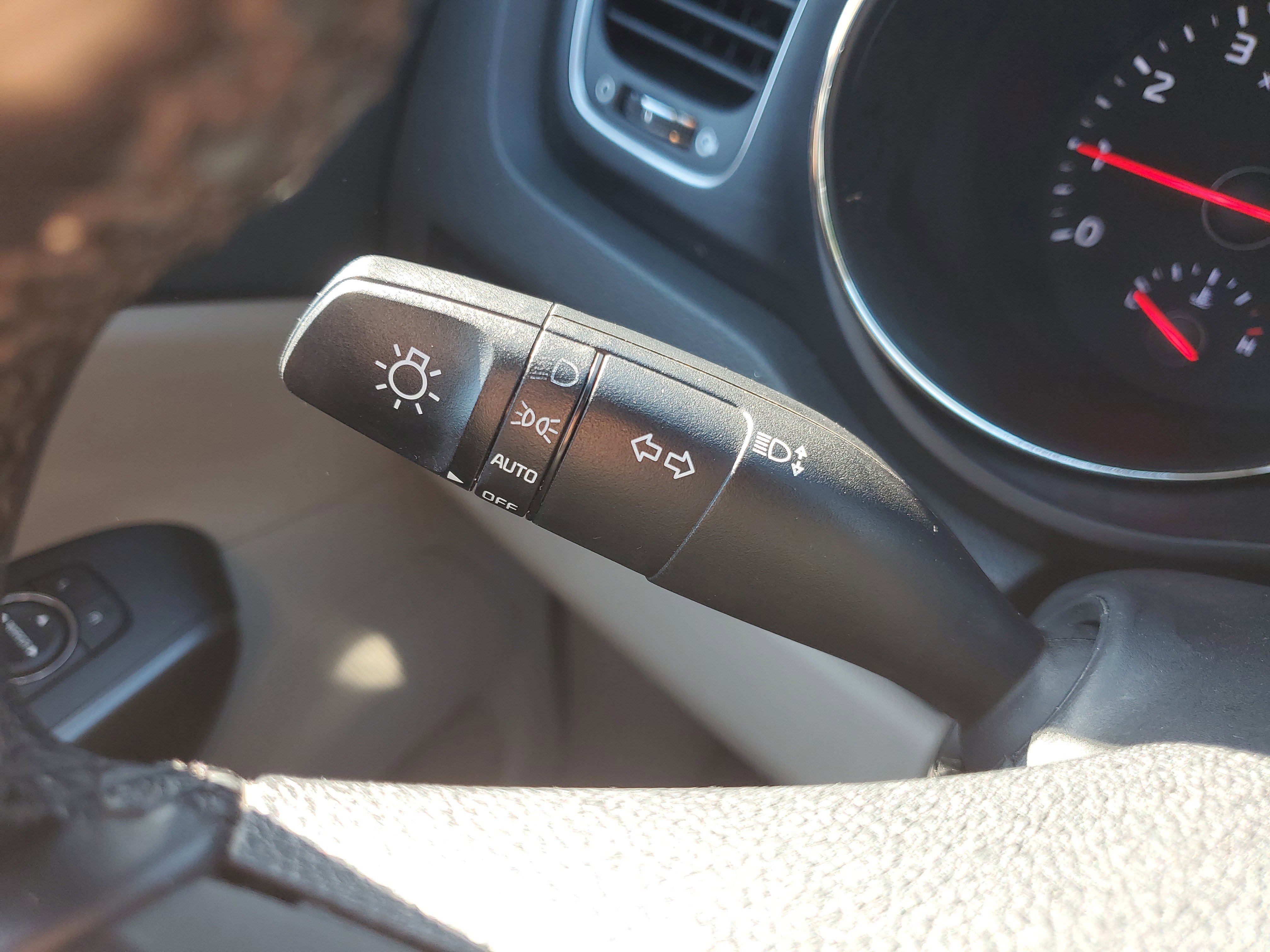 Used 2019 Kia Sedona EX w/ Paint Protection Package image 26