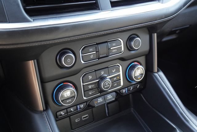 Used 2023 Chevrolet Tahoe High Country AWD/4WD image 27