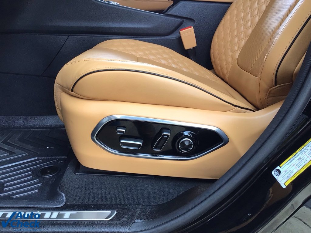 Used 2023 Jeep Grand Cherokee Summit w/ Advanced Protech Group IV image 10