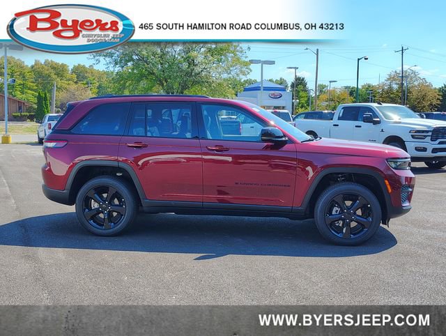 New 2025 Jeep Grand Cherokee Altitude image 7