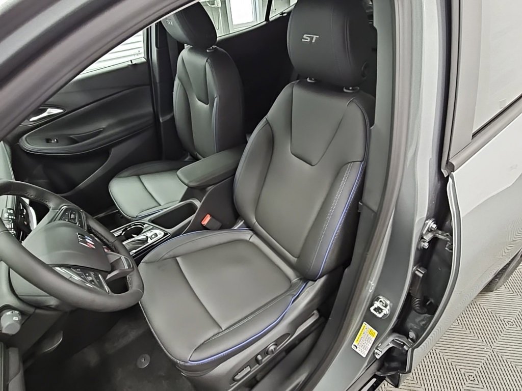 New 2026 Buick Encore GX Sport Touring image 24