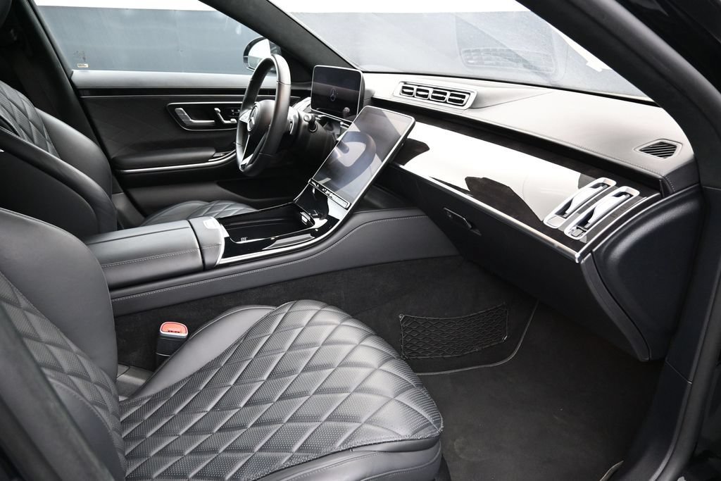 Used 2024 Mercedes-Benz S 580 4MATIC Sedan image 21