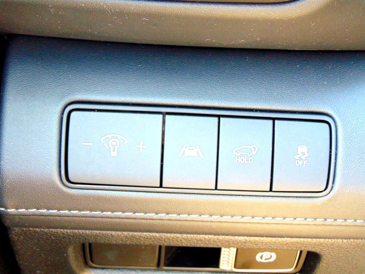 Used 2023 Hyundai Santa Fe Limited image 38